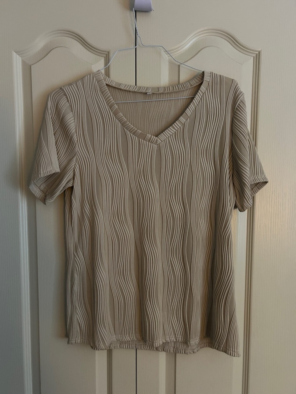 V-Neck Short Sleeve Textured Women’s Top - Cream